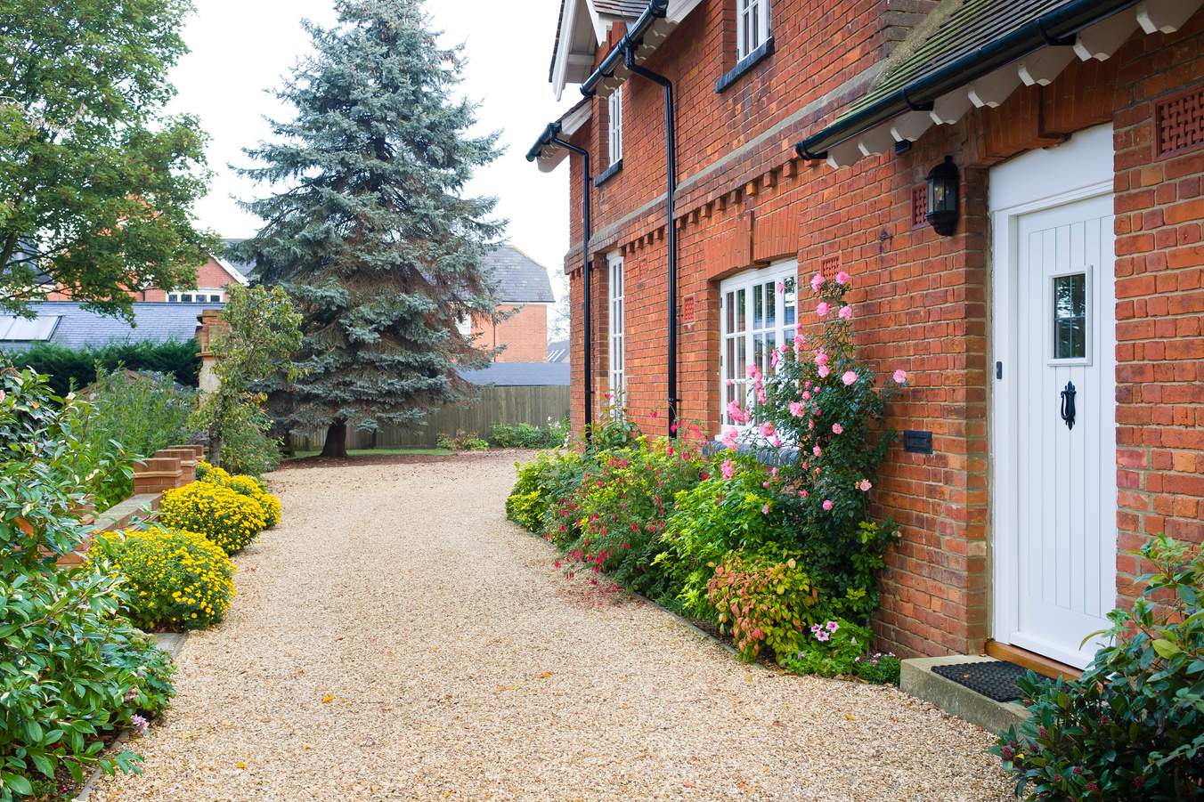 sand coloured gravel